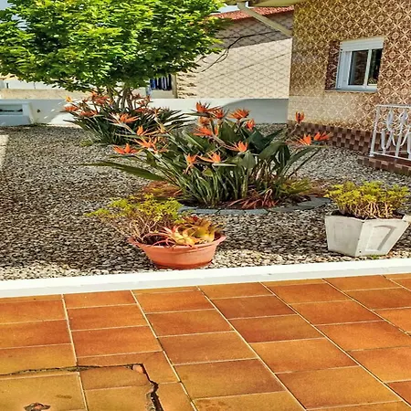 Cozy And Comfortable Place By Interhome * Gafanha da Encarnacao